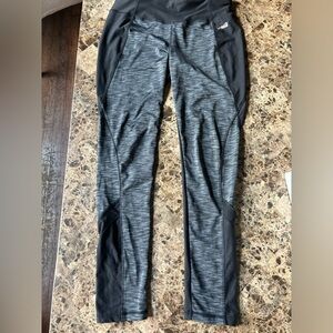 Avia yoga pants. Size M.